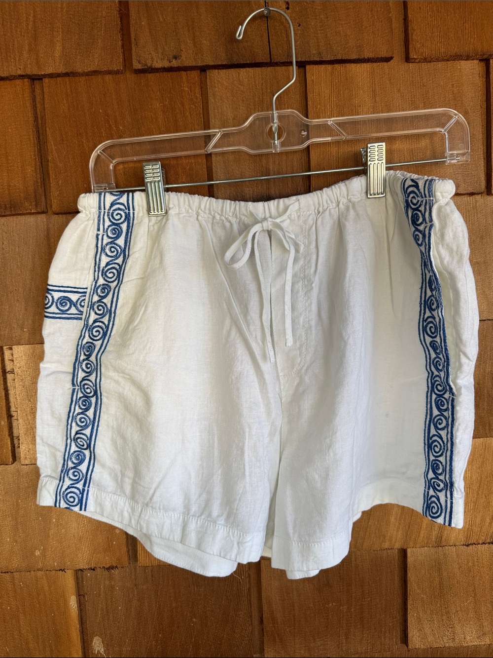 Madewell White High-Waist Linen-Blend Shorts with Blue Embroidery